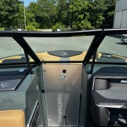 2027 Mastercraft XT22